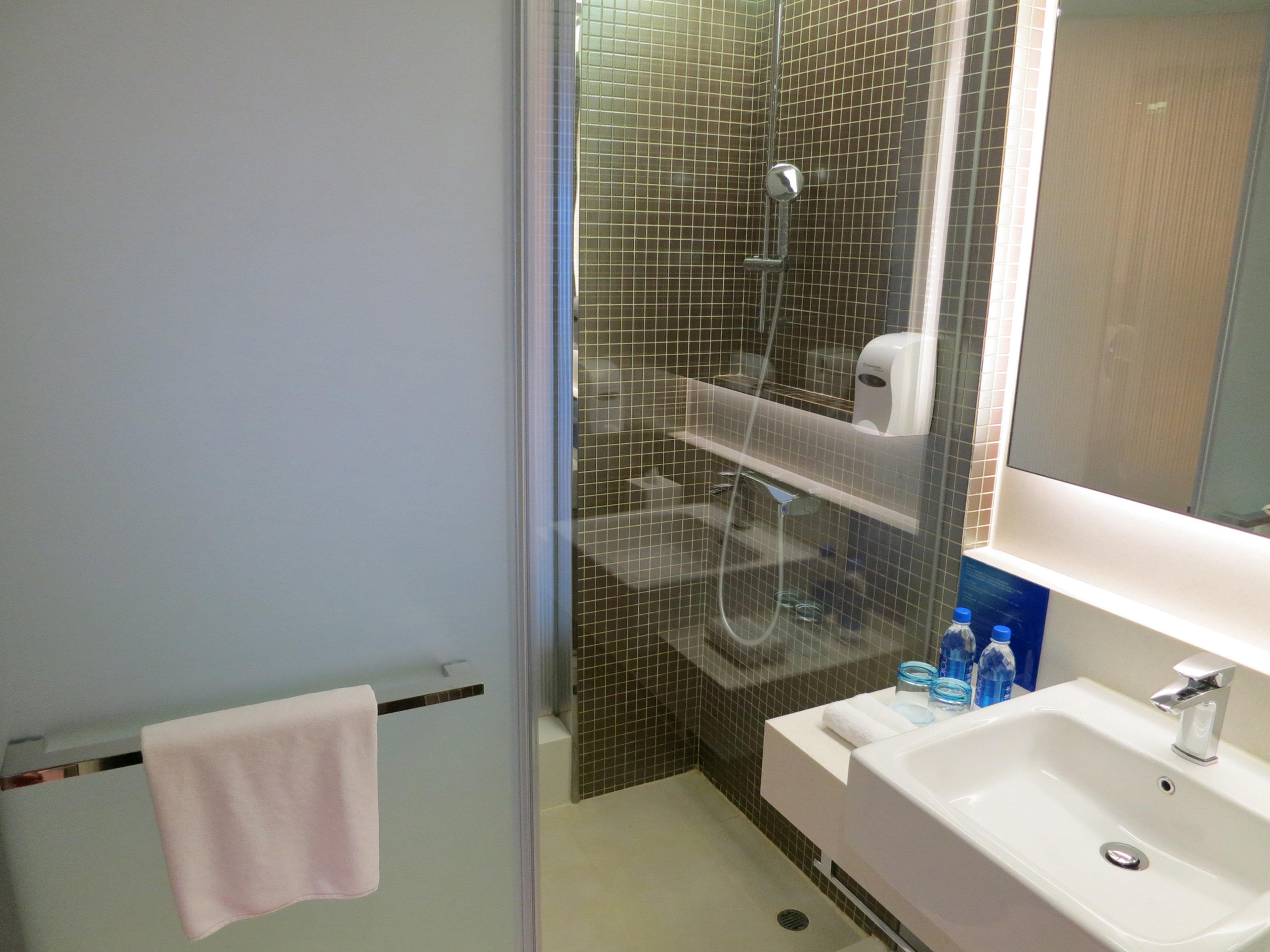 Holiday Inn Express Hong Kong Kowloon East, An Ihg Hotel Екстериор снимка